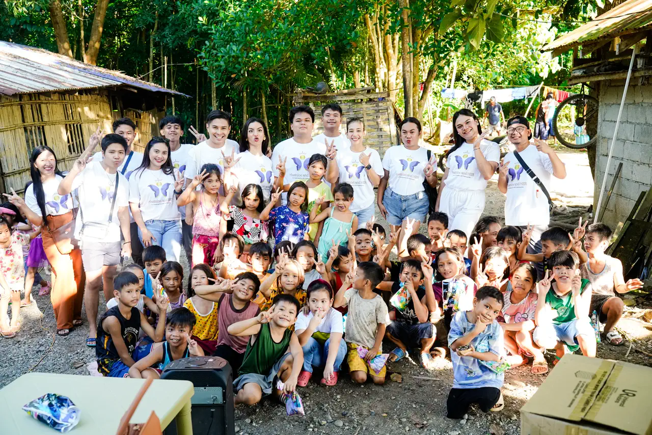 A group gathered for a community photograph